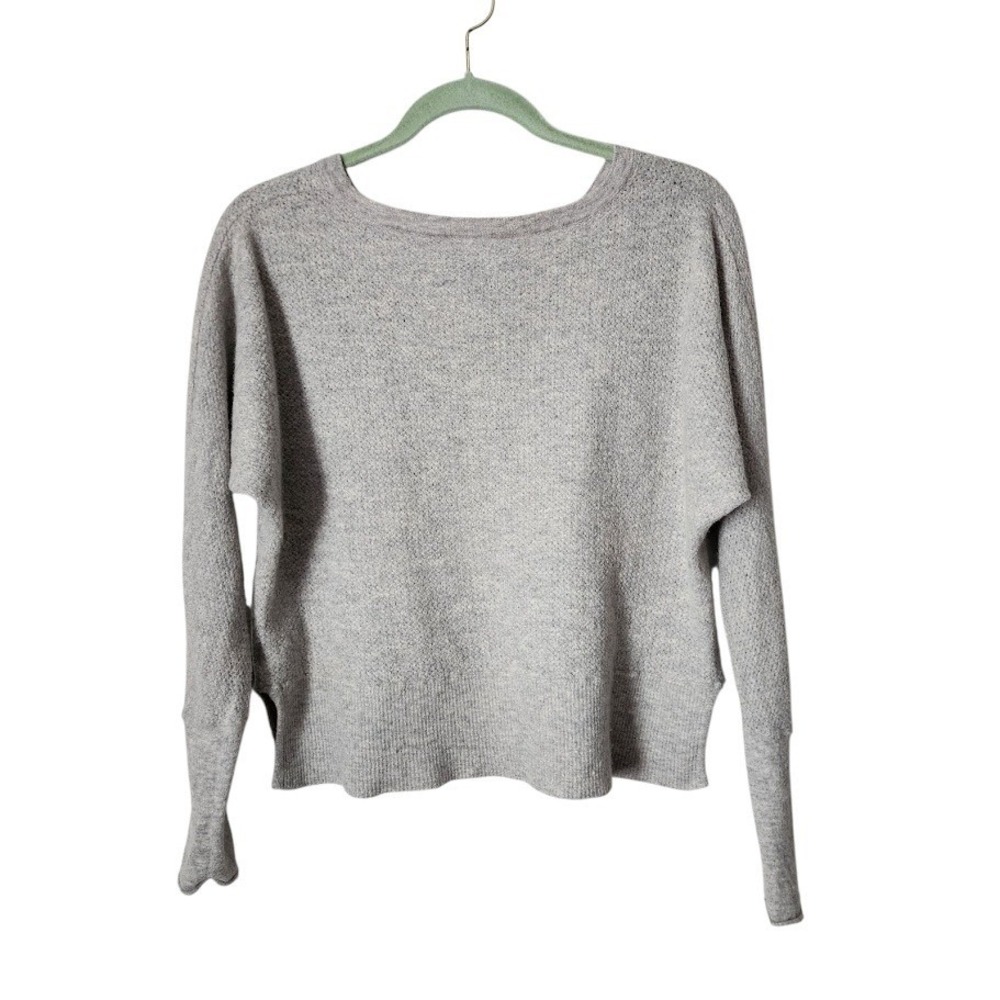 QI CASHMERE Dove Gray Knit Sweater Size M Minimalist Luxe Fall Winter - Picture 3 of 8